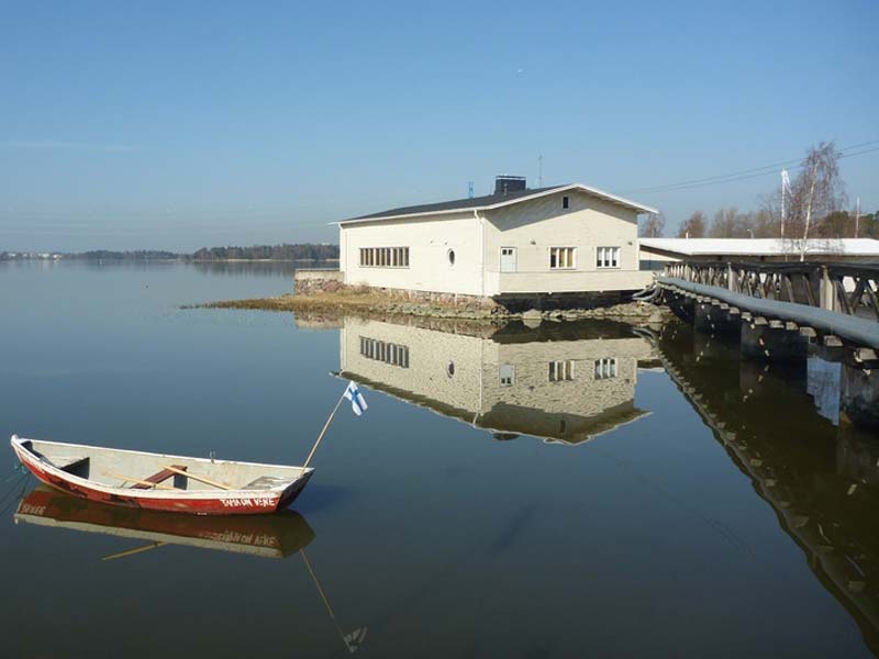Merimelojien maja ulkokuva