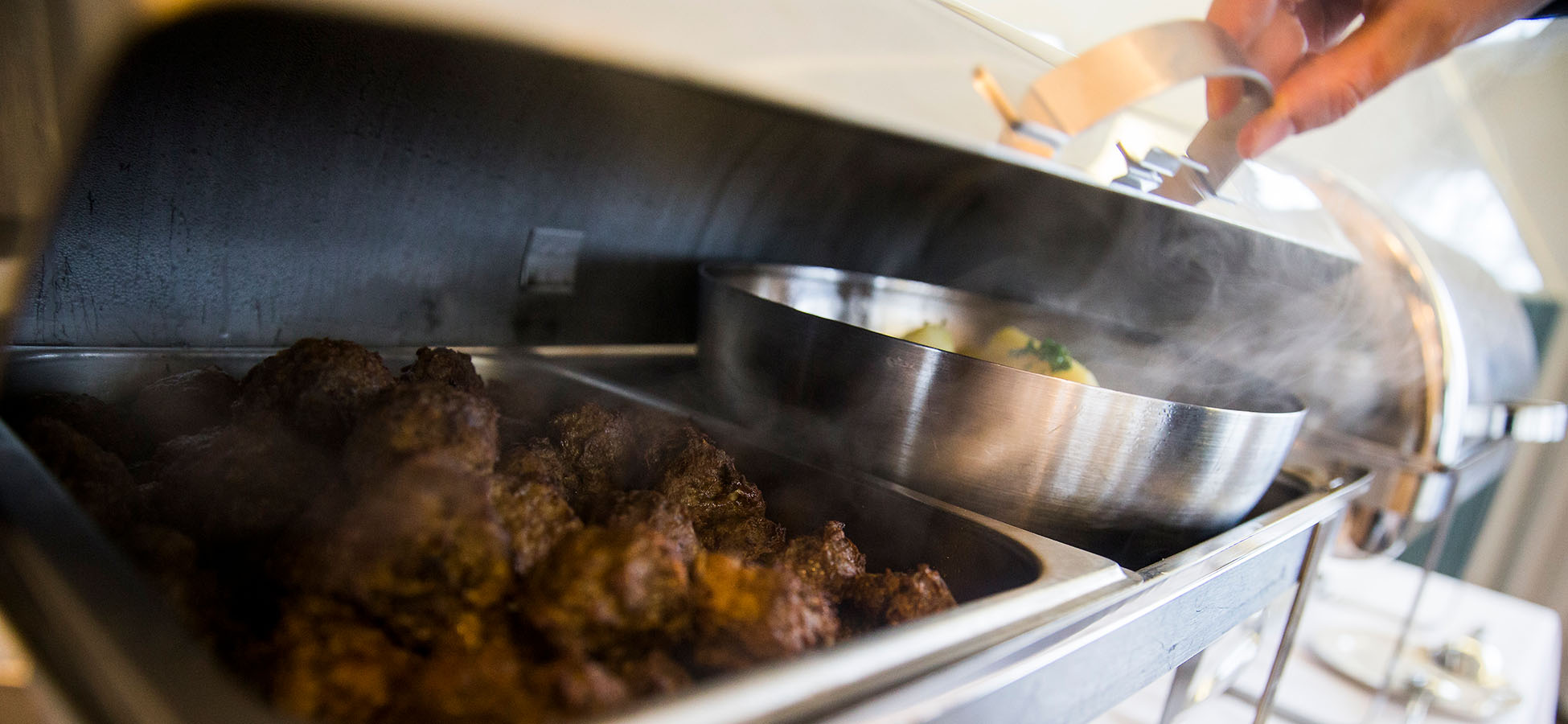 Pikkujoulut, lämmin ruoka