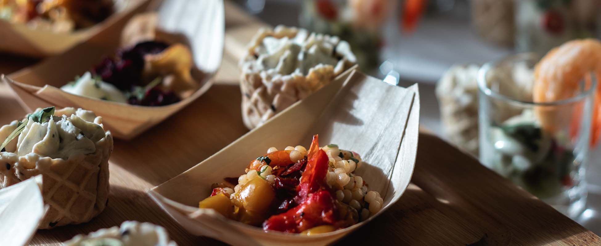 Pikkujoulut ruokailu, cocktailpalat