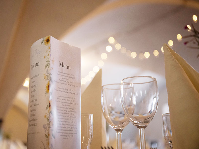 Jos häihin ei tunnu löytyvän sopivaa menua, niin räätälöidään teille oma.