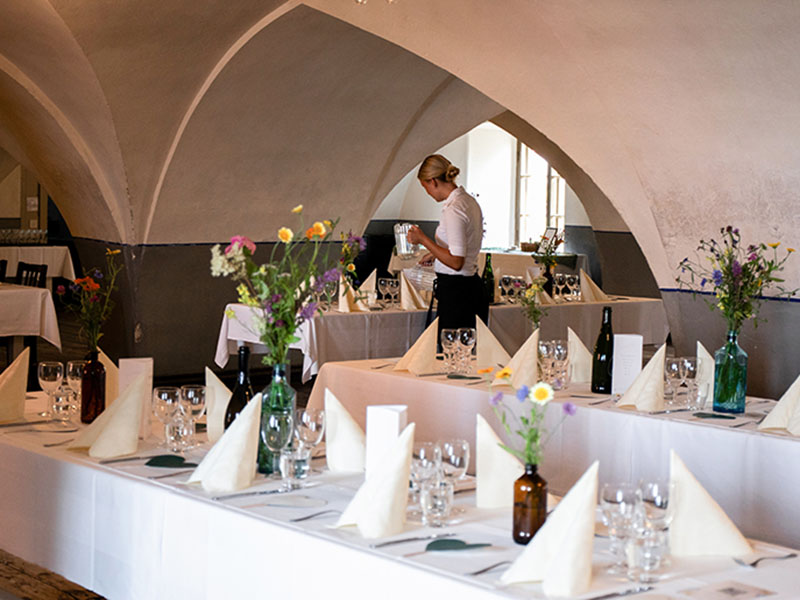 Juhlat vuokratiloissa